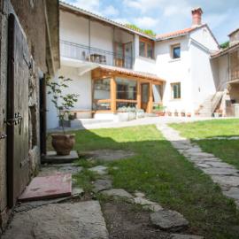 Vila Dane, Hotel in Sežana