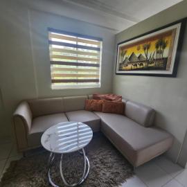 2100 Veranda Condo Kembali, khách sạn ở Kaputian