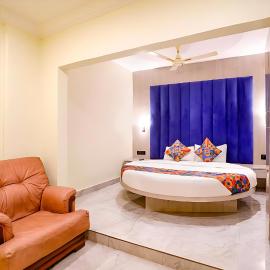 Glitz Hotels Priceless-Lokhandwala