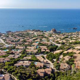 Residence with swimming-pool in Costa Paradiso, apartments 6 beds with private outdoor area
