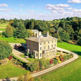 Hopton Court Apartment