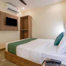 Hotel Crystal By Glitz Hotels