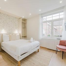 Joli studio 20m2 cozy et équipé avec terrasse !, hotel in Marcq-en-Baroeul