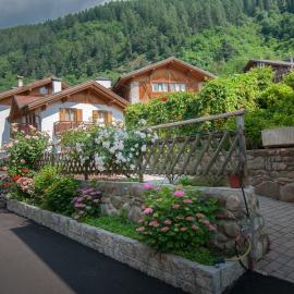 Centro Appartamenti Vacanze, ξενοδοχείο σε Mezzana