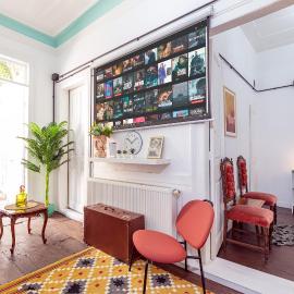 9 Person Garden Home 5min to Clock Tower, ξενοδοχείο σε Konak