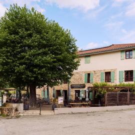 Gîte - Auberge du Midi: Saint-Antoine şehrinde bir otel