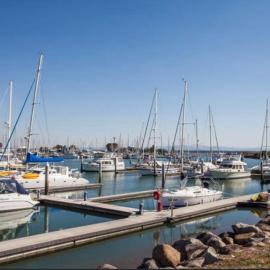 Scarborough Stays - Sleeps 8 by the Beachside
