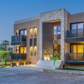 Karteris Luxury Suites, hotel u gradu Stalida