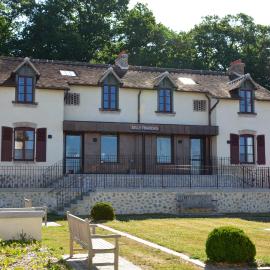 Cité Pontavice du Haras national du Pin, хотел в Le Pin-au-Haras