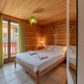 Clos Donne Apartment - Snow and Trek- Essert Romand, hotel in Essert-Romand