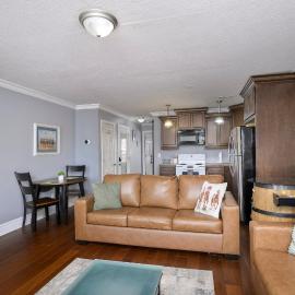 American Pharaoh Twin Spires Suite – hotel w mieście Jeffersonville