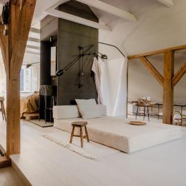 Design Loft im Wienerwald - Ruhe & Natur nahe Wien, hotel v destinácii Laaben