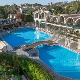 JAZ Pyramids Resort, hotel v Káhire
