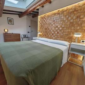Alkimia Apartments、フェラーラのホテル