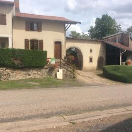 Maison de village 6 pers avec salle de jeux, proche nature et cristalleries de Baccarat - FR-1-589-59, hotel in Bazien