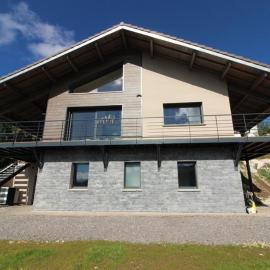 Chalet à La Bresse avec cheminée et garage - FR-1-589-385, hotel in La Bresse