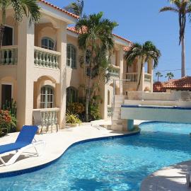 Wacamaya condo - 5 minutes to Palm beach, hotel a Palm-Eagle Beach