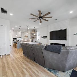 Brand new bayfront home, gorgeous pool