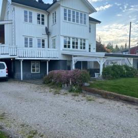 Viesnīca Strand huset pilsētā Hitra