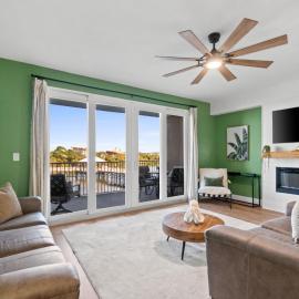 Relaxing 2nd-Floor Laketown Wharf Condo Overlooking the Lake