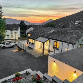Jaytrees, Keswick - Luxury bungalow with hot tub, hotelli kohteessa Keswick