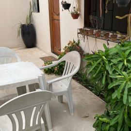 Casa prática e aconchegante, hotel in Paragominas