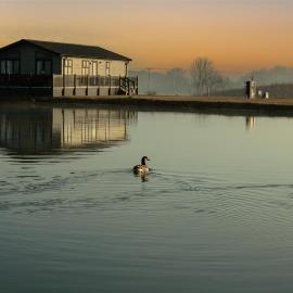 Sure Studio by Best Western Brackenborough Lakes & Resort, hotel di Louth