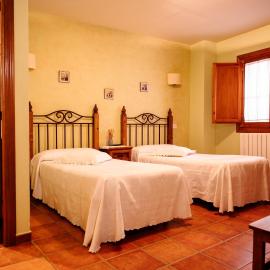 Casa Rural La Milagrosa, hotel in San Martín de Moncayo