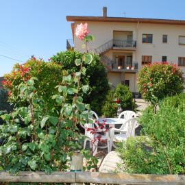 Cal Serveró, hotel in Peramola