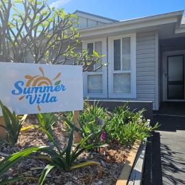 Summer Villa, hotel i Kiama