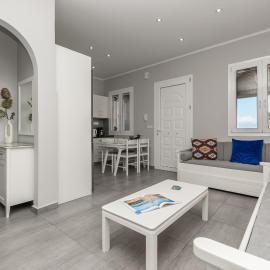 Demargia Villa C - Loft Apartment in Zakynthos Town, hotel in Zakynthos