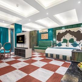 Hotel Shady Oaks