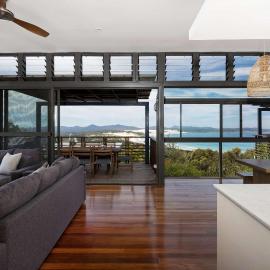 One Mile Retreat - Ocean View 3 Bedroom Retreat, hotell i Anna Bay