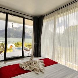lake hill view, hotel in Kintamani