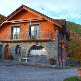 Casa Miguel Périz, hotel a Sorripas