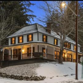 Huckleberry House, Hotel in Roslyn