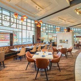 Fairmont Waterfront, מלון בונקובר