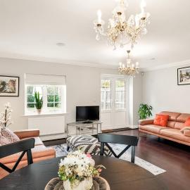 Chic 3Bed House & Garden Near Shelford High Street, hotel in Trumpington