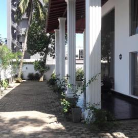 The Kingston Hotel, Hotel in Kiribathgoda
