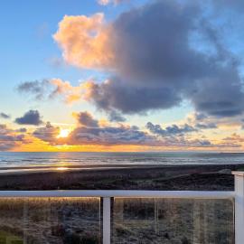 Jewel by the Sea, hotel di Westport
