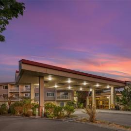 Best Western Plus Garden Court Inn，弗里蒙特的飯店