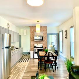 Perfect 6BR Stay Near Falls & Attractions