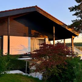 Ferienwohnung Blautalblick – hotel w mieście Blaustein