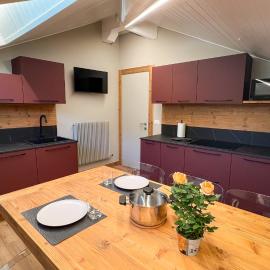 Harmonia Suite & Apartments, hotel a Giustino