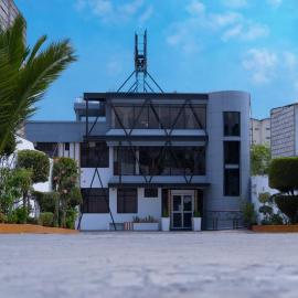 THE BRONX Hotel, khách sạn ở Latacunga