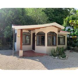 Oceana Breeze Perfect Getaway steps from the beach