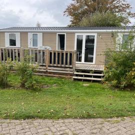 6-Pers Chalet Lauwersoog – hotel w mieście Lauwersoog