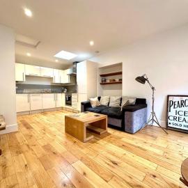 Flat 3, hotell i Radstock