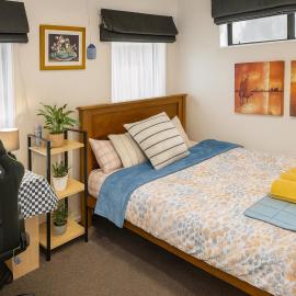 Stonebrook Haven - AC Room, Dedicated Bath, Free Parking in Family House