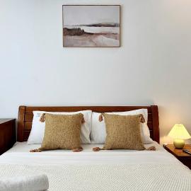 Rù Rì Homestay - Walk 5 minutes to the Airport, hotel in Ho Chi Minh City